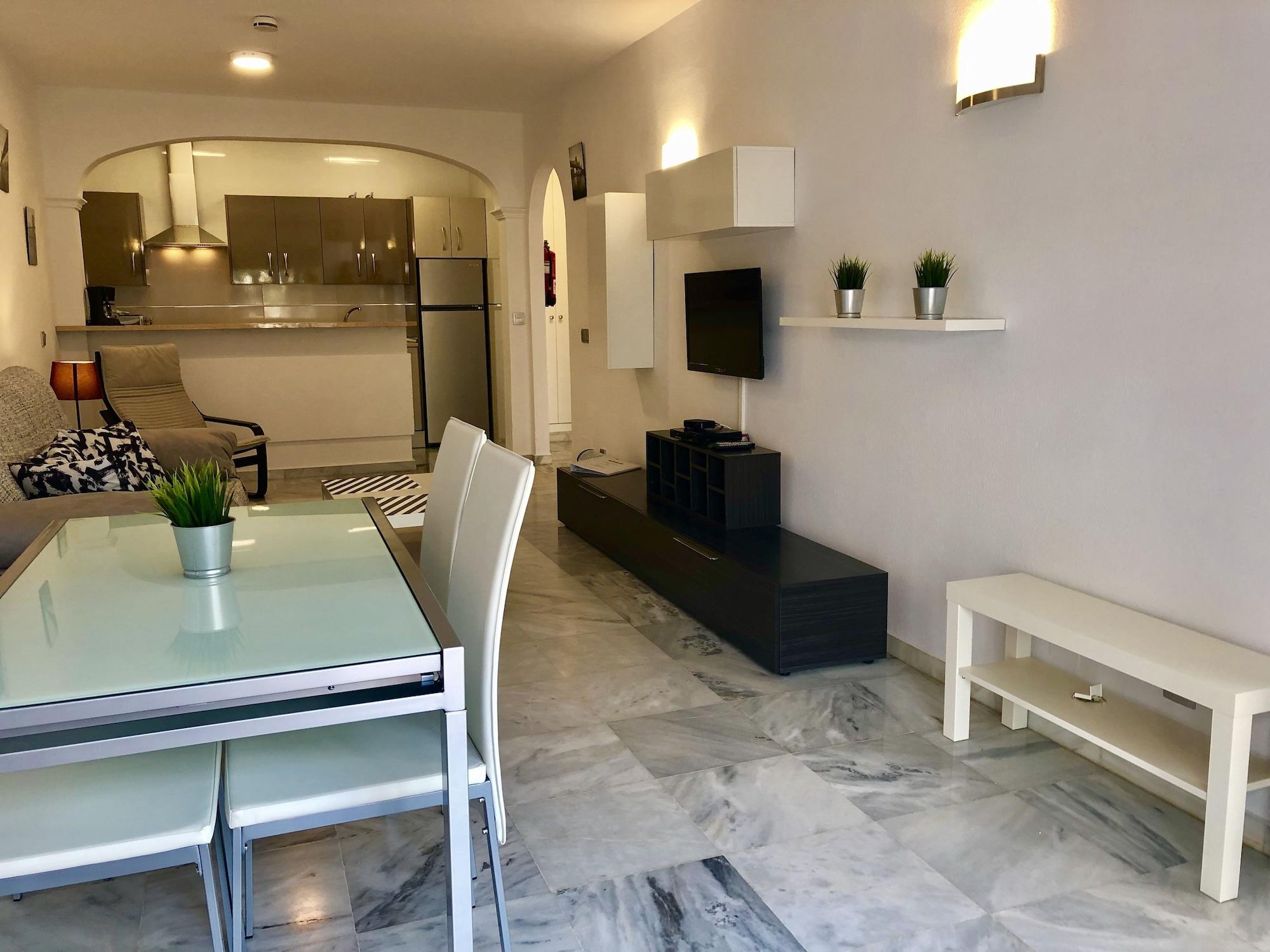 Apartamentos Las Rosas De Capistrano Nerja Exterior photo