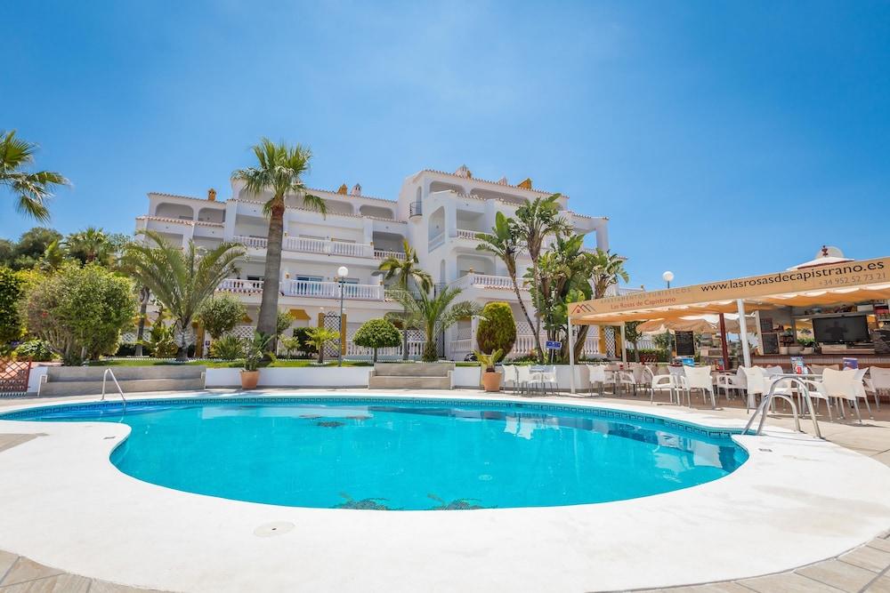 Apartamentos Las Rosas De Capistrano Nerja Exterior photo