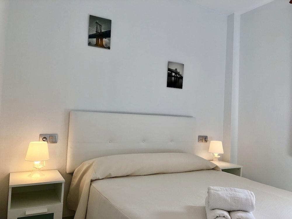 Apartamentos Las Rosas De Capistrano Nerja Exterior photo