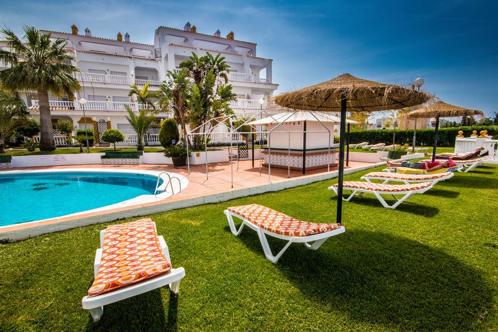 Apartamentos Las Rosas De Capistrano Nerja Exterior photo