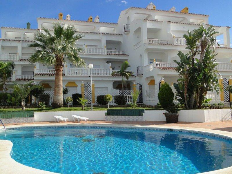 Apartamentos Las Rosas De Capistrano Nerja Exterior photo